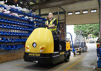 Tow tractor supports automotive industry productivity